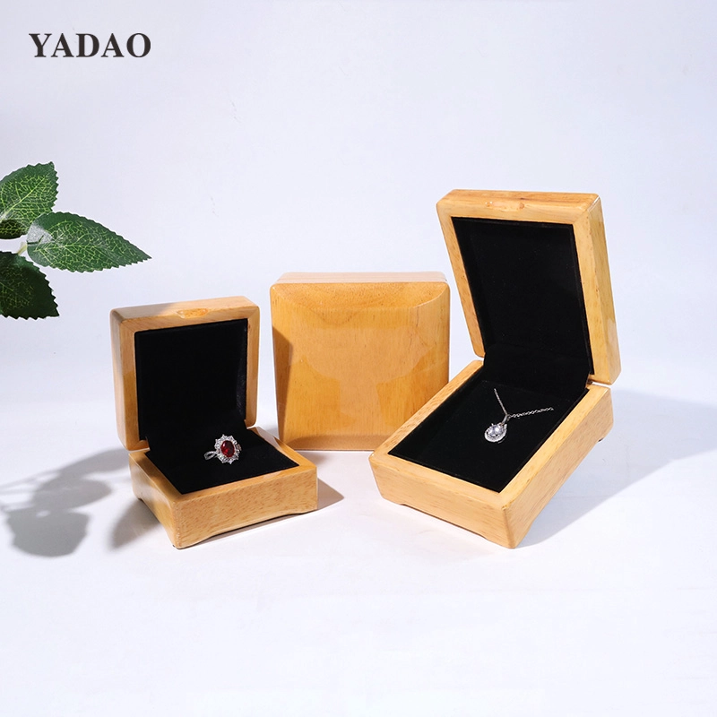 China Pemborong kilang high-ed kayu kraf kotak kayu untuk pembungkusan loket gelang cincin pengilang