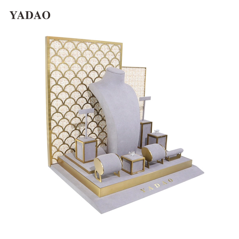 Gray Metallic&Velvet jewelry display Luxury gold diamond jewel display stand hot-sell overseas