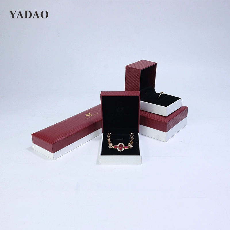 Red cover and white bottom fashionable jewelry box|Paper flip satisfied customer jewelry containers