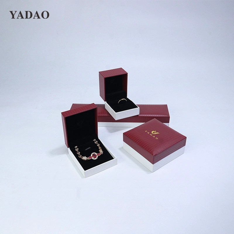 Red cover and white bottom fashionable jewelry box|Paper flip satisfied customer jewelry containers