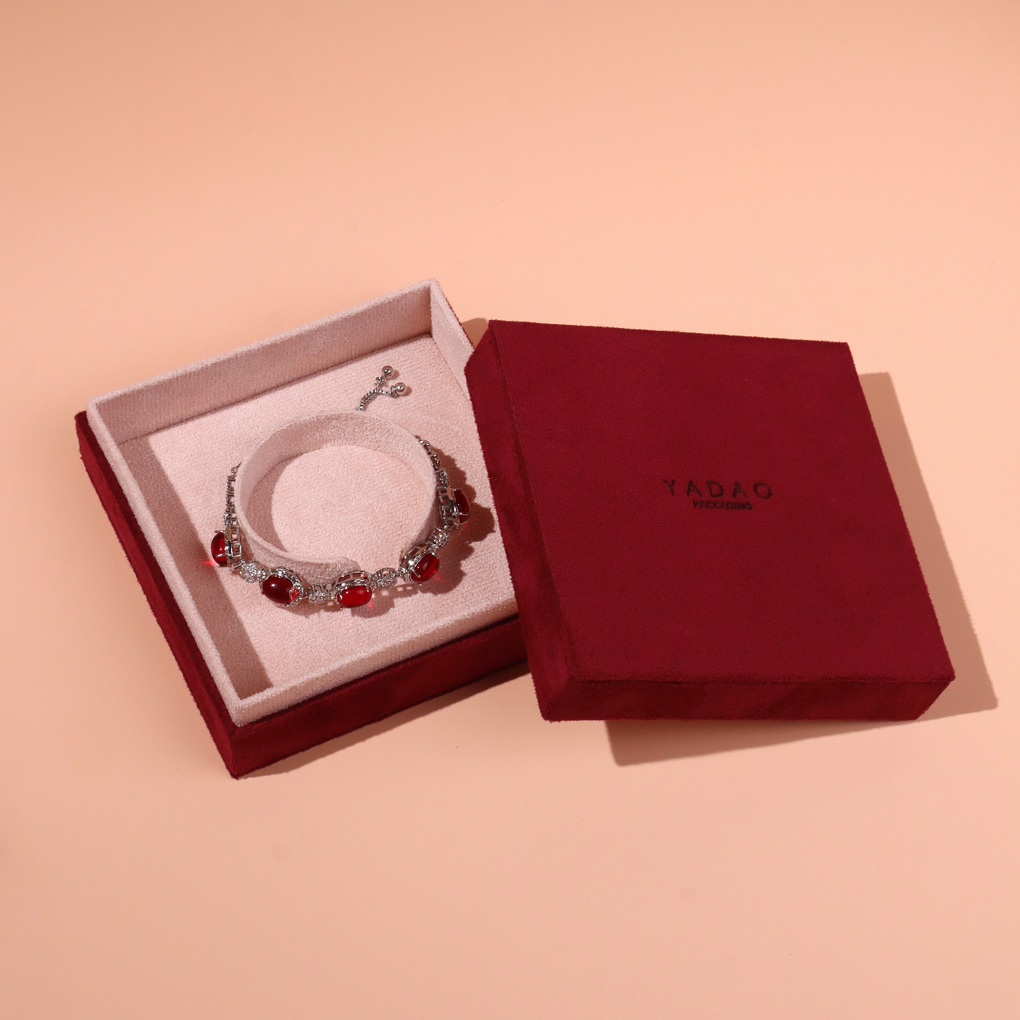 Προσαρμοσμένο Ultra Fine Velvet Fabric Box High End Σχέδιο συσκευασίας κοσμημάτων