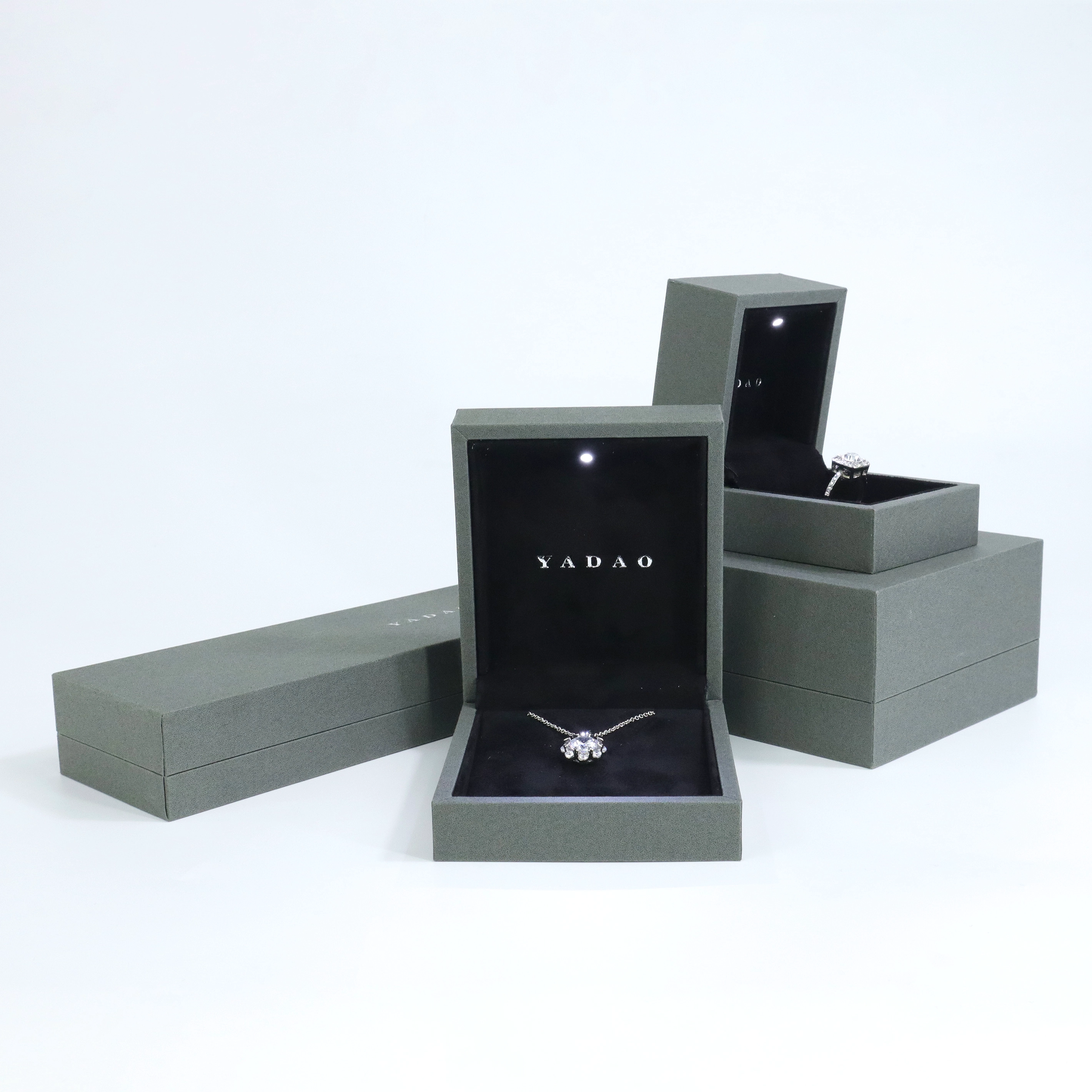 China YADAO Hotsale New Luxury Gray Drawer LED Jewelry Box Custom logo for Diamond Ring Pendant Bracelet Gift Packaging with Lights manufacturer