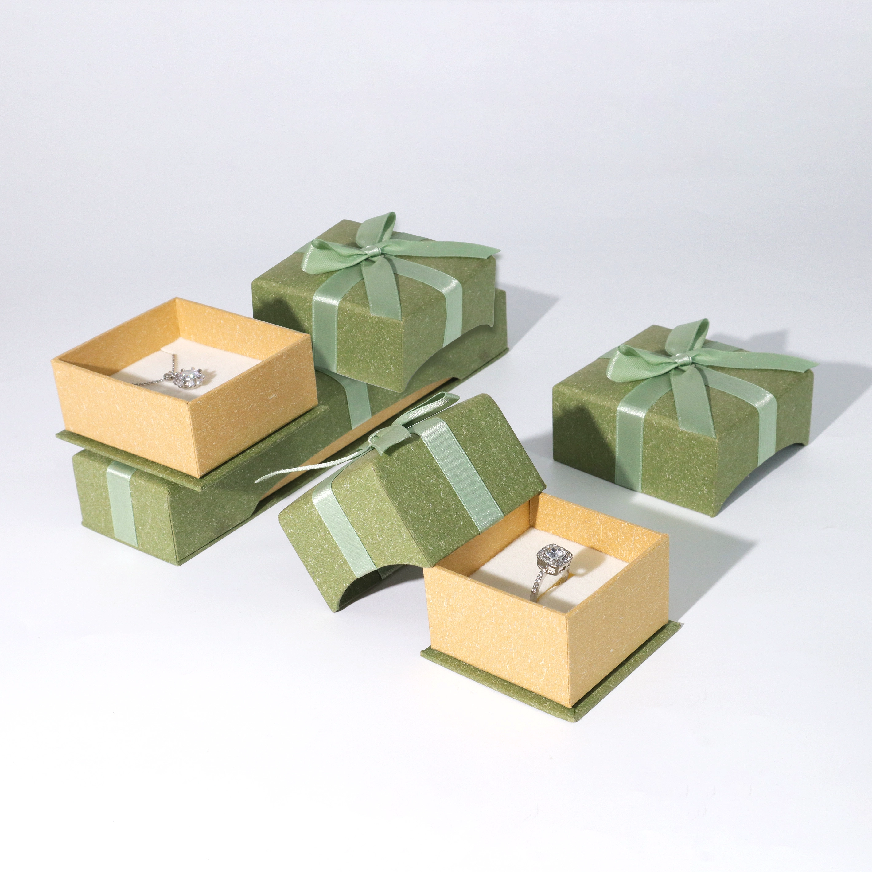 Yadao Eco Friendly Custom Paper Jewelry Boxes Packaging with Ribbon Gift Box for Rings Earrings Necklaces Bracelets Wholesale