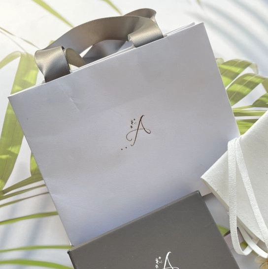 China Yadao purple paper bag - COPY - 7daflg - COPY - 8beegh fabricante
