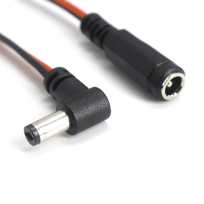 porcelana Enchufe de CC de 5,5x2,1x12 mm en ángulo recto personalizado de 90 grados a cable de conector de CC de 5,5x2,1 mm, UL2468 18AWG fabricante