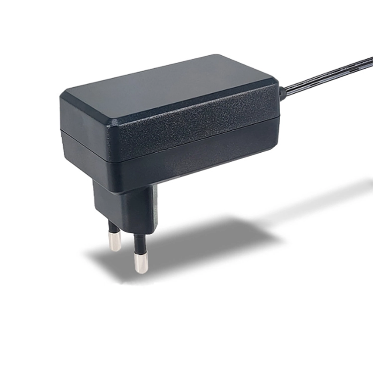 中国 定制欧盟美国英国 KC Pug 12W 12V 1A 壁挂式 AC/DC 插头电源适配器 制造商