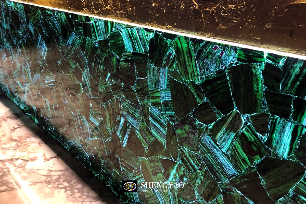 Translucent Bar