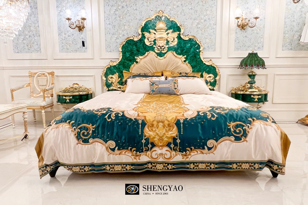 Green Malachite bed