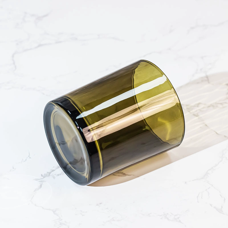 Pot en verre vert olive translucide pour bougies parfumées