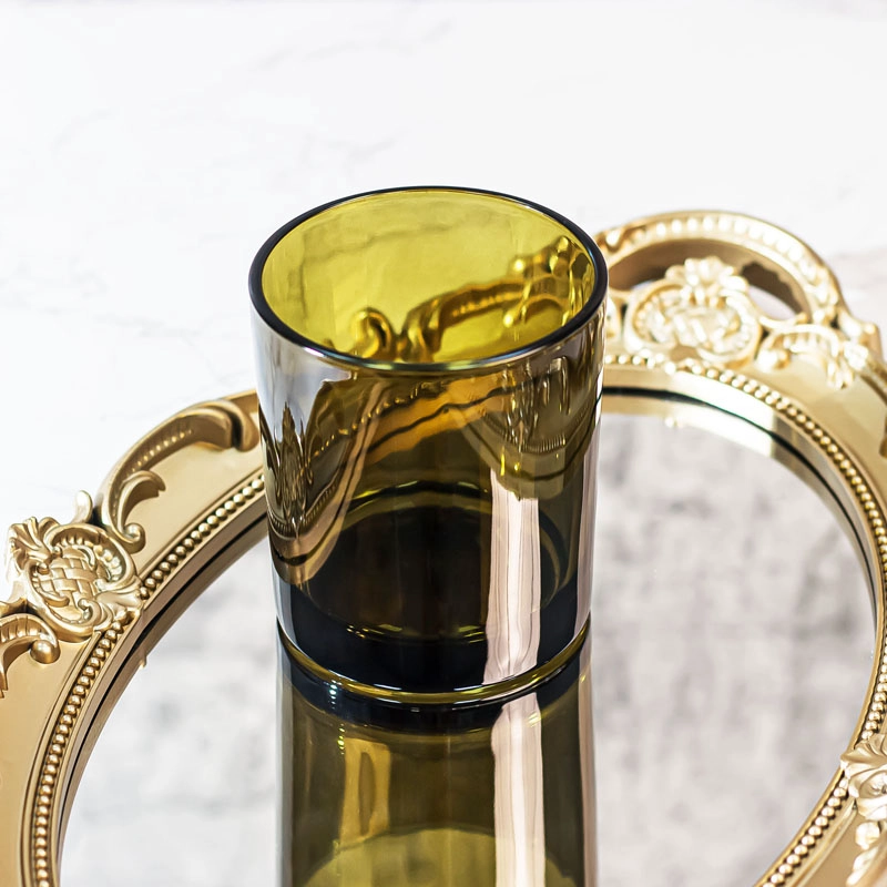 Pot en verre vert olive translucide pour bougies parfumées