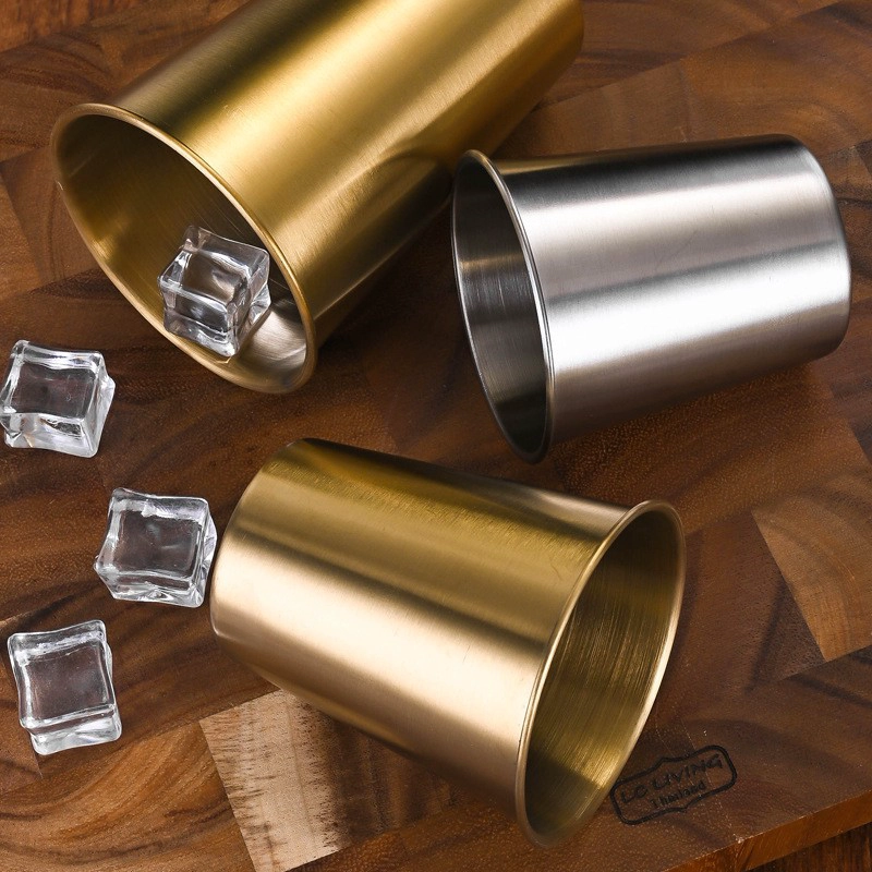 Vasos de acero inoxidable personalizados: duraderos, elegantes y perfectos para su marca