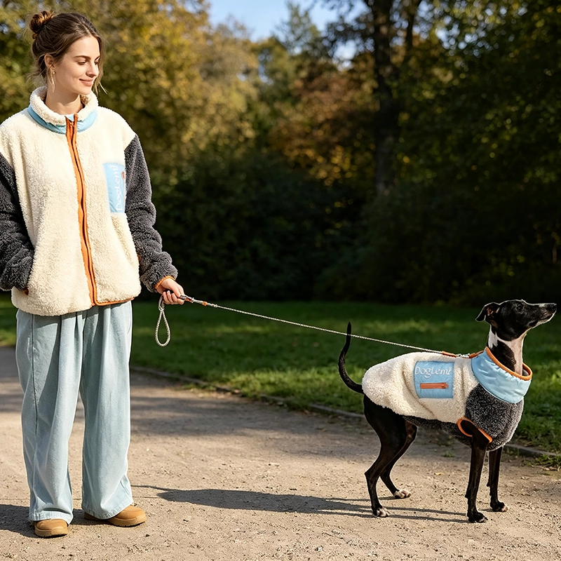 Factory Direct Luxus-Stil, weich, hautfreundlich, passende Hundekleidung für Besitzer und Hunde, Ganzkörper-Wintermantel für Hunde für Spaziergänge im Freien