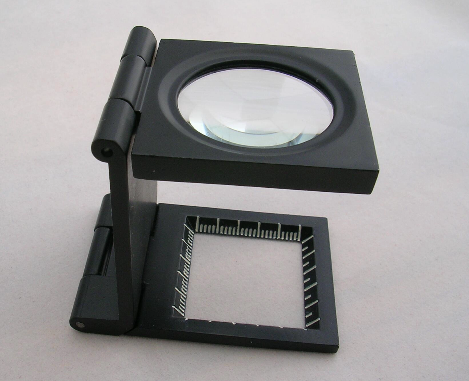 9005D Lupa plegable con aleación de zinc marco negro, plegable Lupa