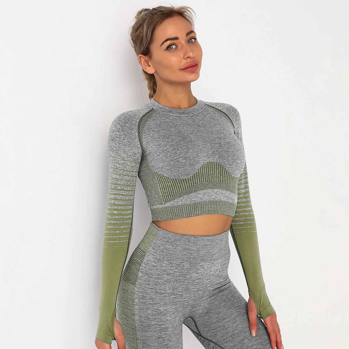 Pembekal Baju Atasan Yoga Lancar Latihan S-SHAPER untuk Wanita Mampatan Kecergasan Lengan Panjang Baju Sukan Yoga Atletik Dengan Lubang Ibu Jari
