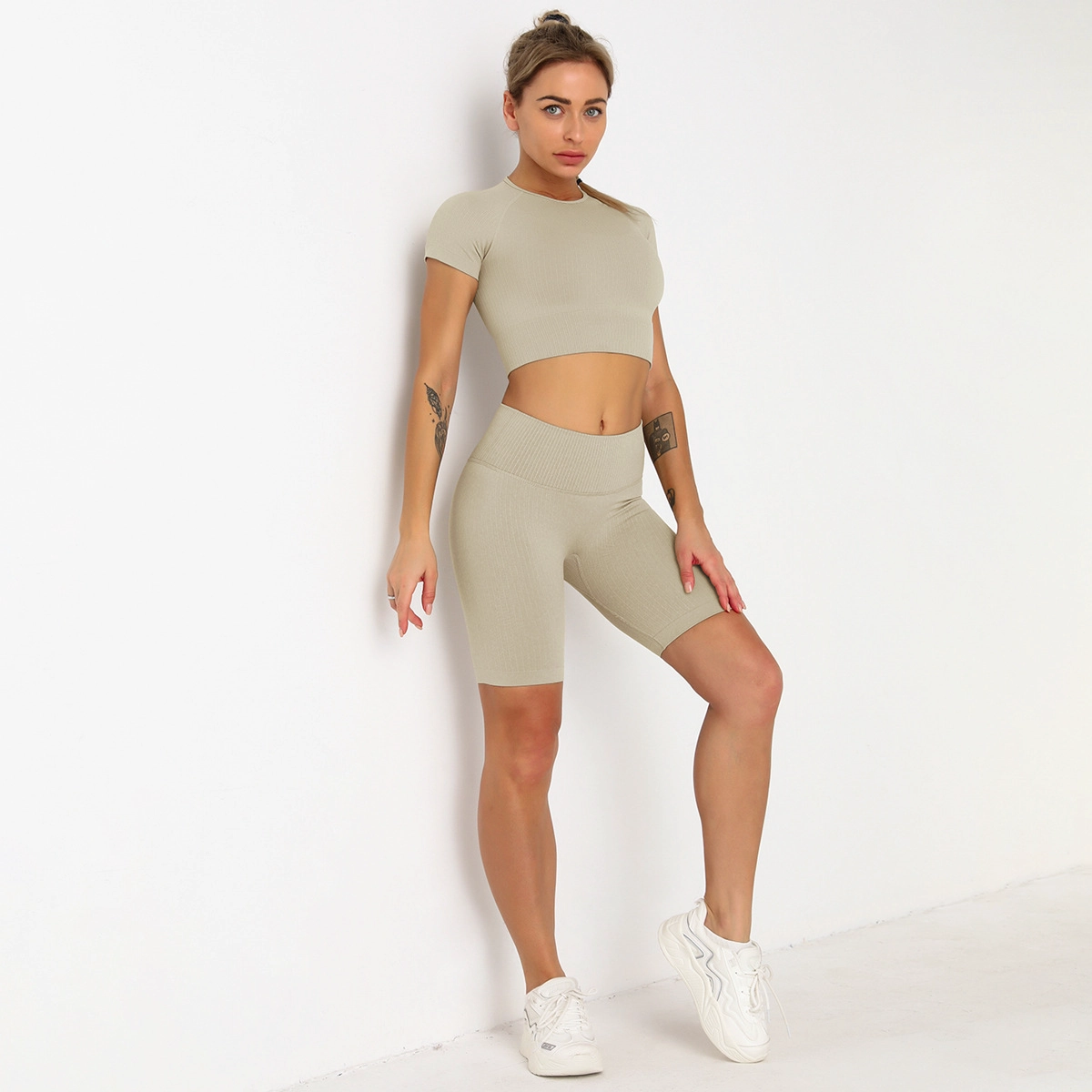 S-SHAPER Frauen Seamless Yoga Outfits 2-teiliges Set Workout Gym Shorts Kurzarm Crop Top Hersteller
