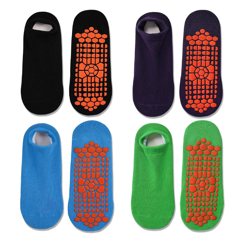 China Custom Toddler Trampoline Socks - Anti-Slip Dots Soft Cotton for Safety Play manufacturer