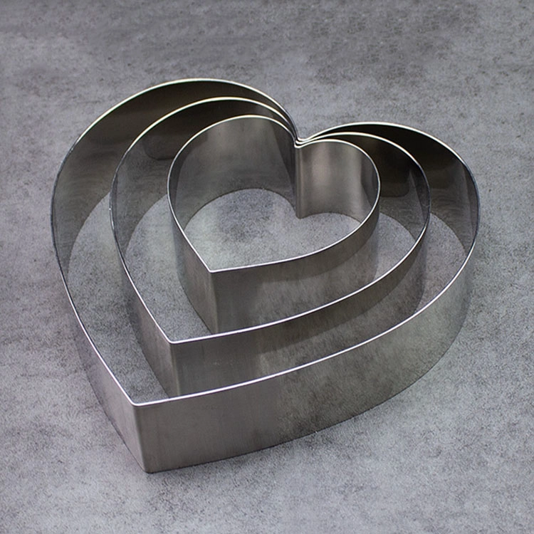 Molde de pastel de anillo de mousse de acero inoxidable en forma de corazón