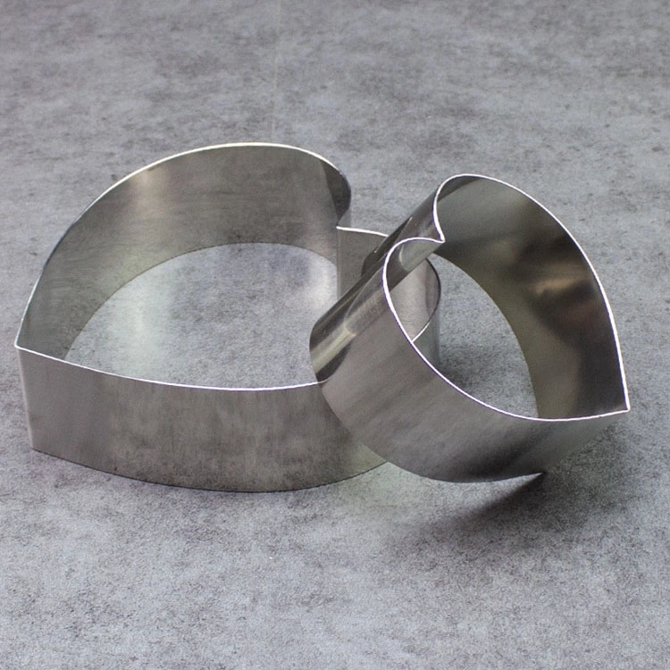 Molde de pastel de anillo de mousse de acero inoxidable en forma de corazón