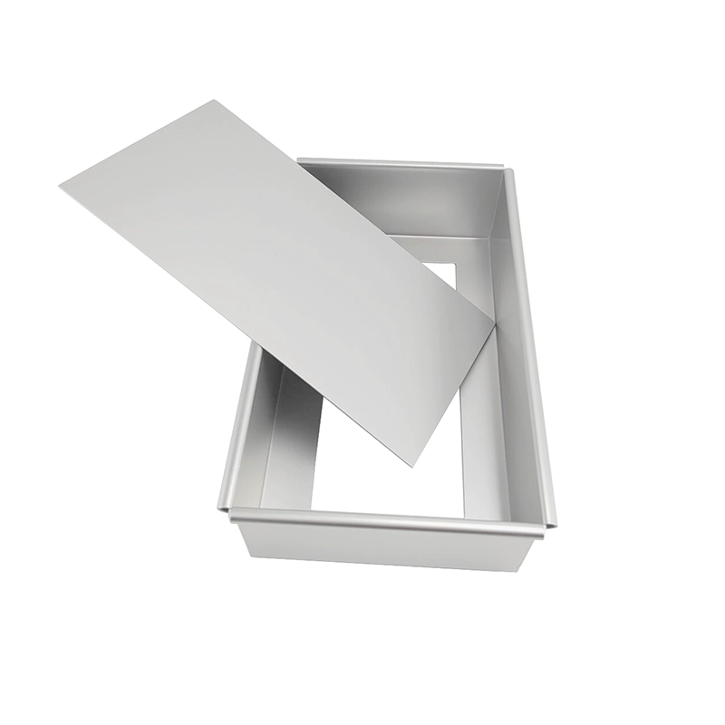 China Anodized Aluminum Rectangle Cake Baking Pan with Removable Bottom manufacturer