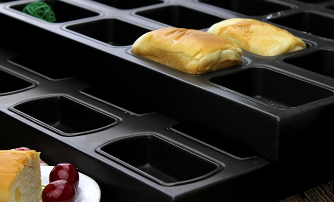 テフロンコーティングとシリコングレーズ、どちらが業務用ベーキングパンに適していますか?