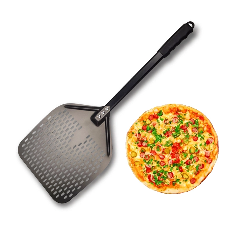 Chine Pelle à pizza perforée en métal en aluminium oxydé fabricant
