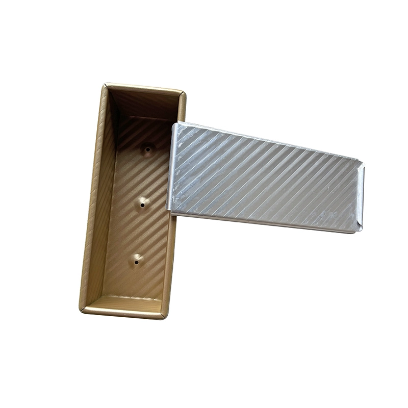 Aluminum Fluted Pullman Loaf Pan with Lid