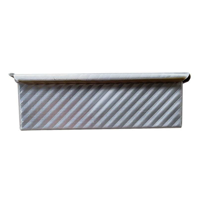 Aluminum Fluted Pullman Loaf Pan with Lid