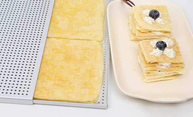 Warum anodierte Aluminiumblech Pfannen in kommerziellen Bäckereien beliebt sind