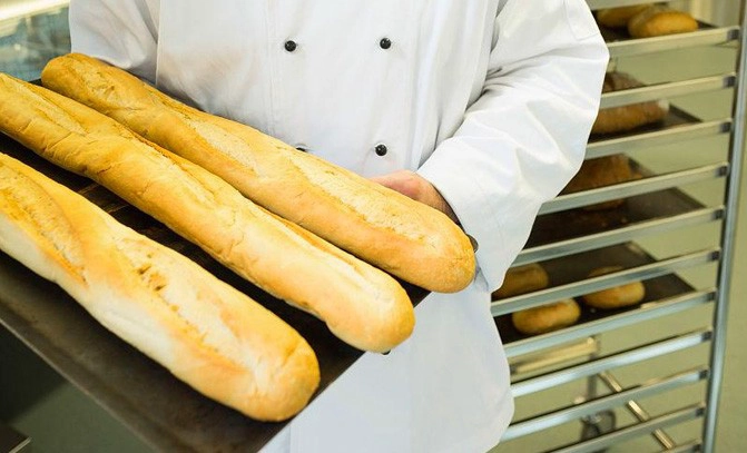 Die 5 wichtigsten Merkmale, auf die Sie bei einer handelsüblichen Baguettepfanne achten sollten