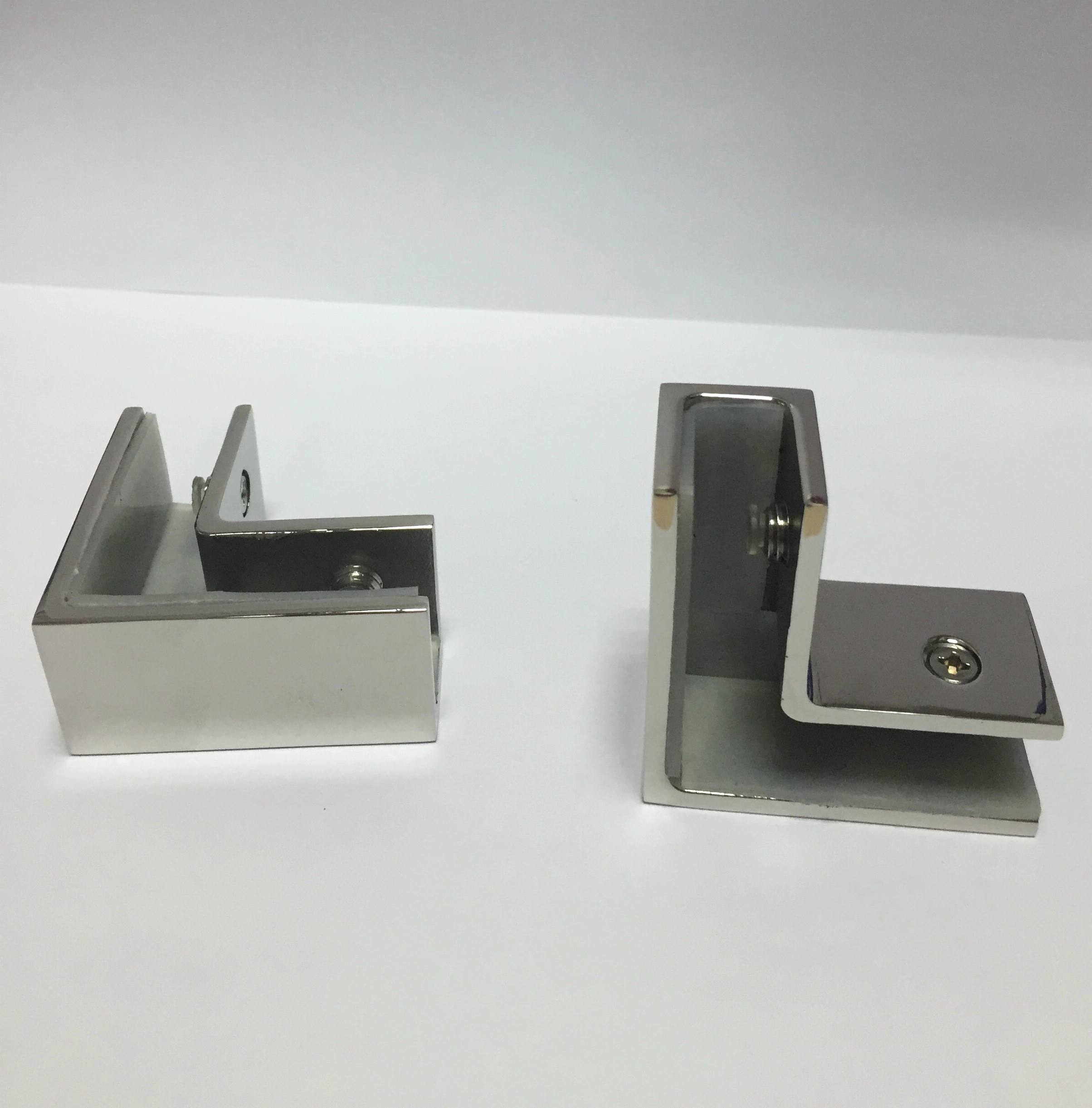 90 degree glass clamp for glass fencing use or corner glass clamp