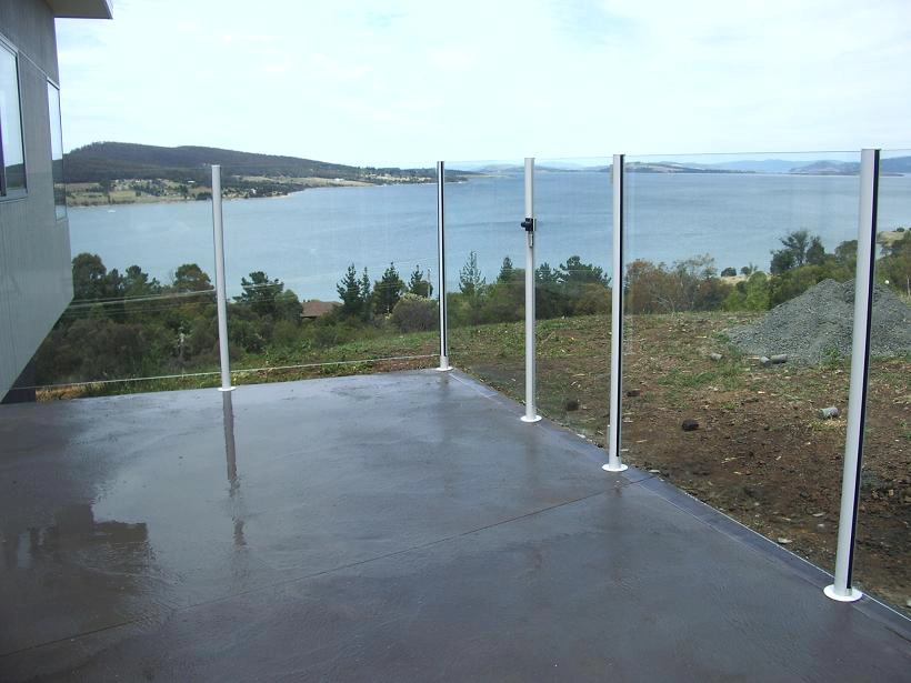Alumiini lasi kaide neliön lähettää 50x50mm parveke kaide suunnittelu ja allas aita