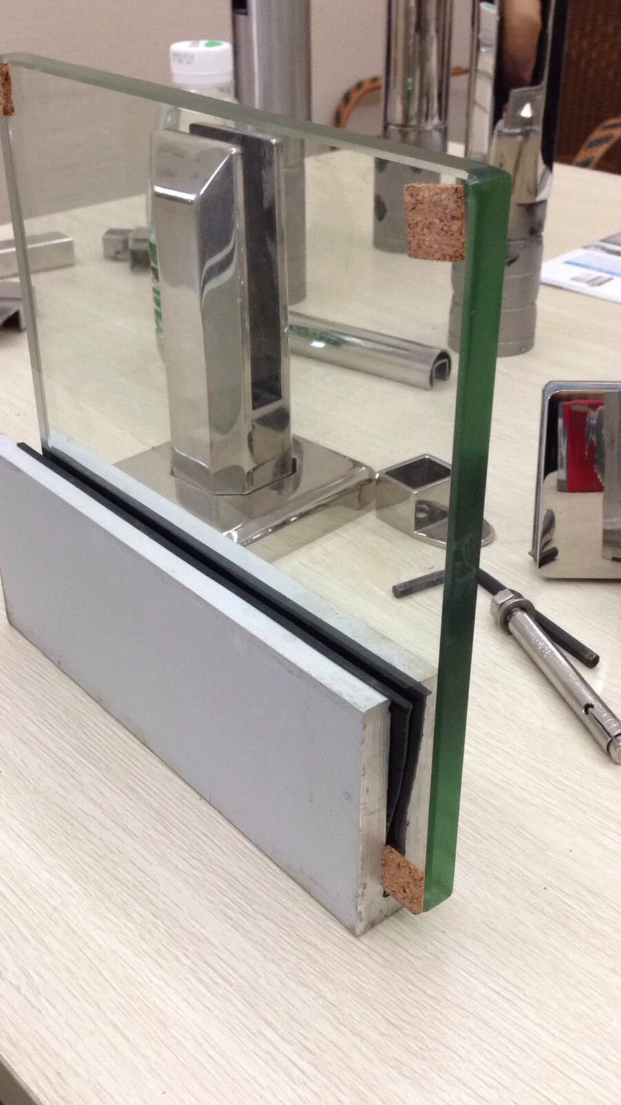 Aluminum u channel modern design for balcony railing pool fencing