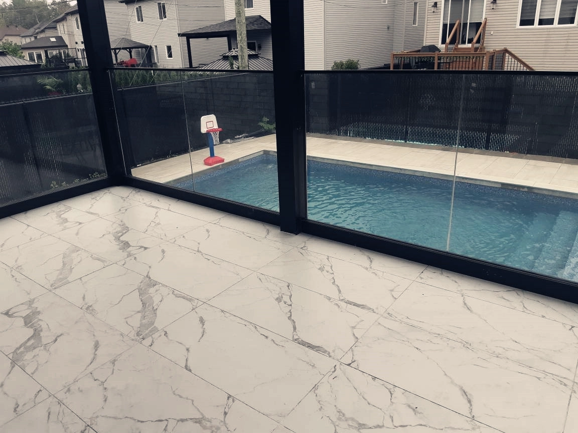 Deck Outdoor Led Glass Railing Frameless Aluminum U Channel Glass Balustrade Balcony Fence Clamp Glass Railing With Led Light