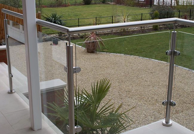Szklane balustrady ze stali nierdzewnej po 316 na balkon, Taras, poręczy schodów