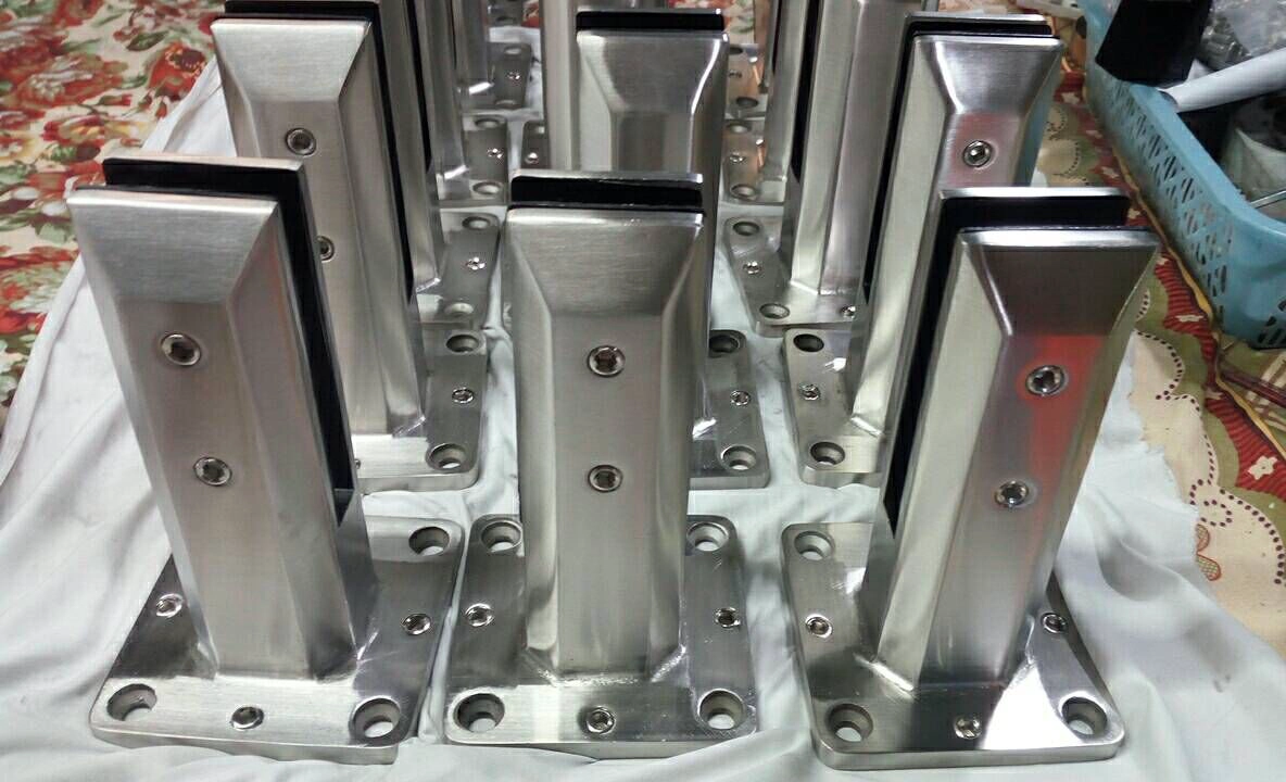 New Design Easy Install Stainless Steel Pool Fence Spigot for Glass Railing SBM-3