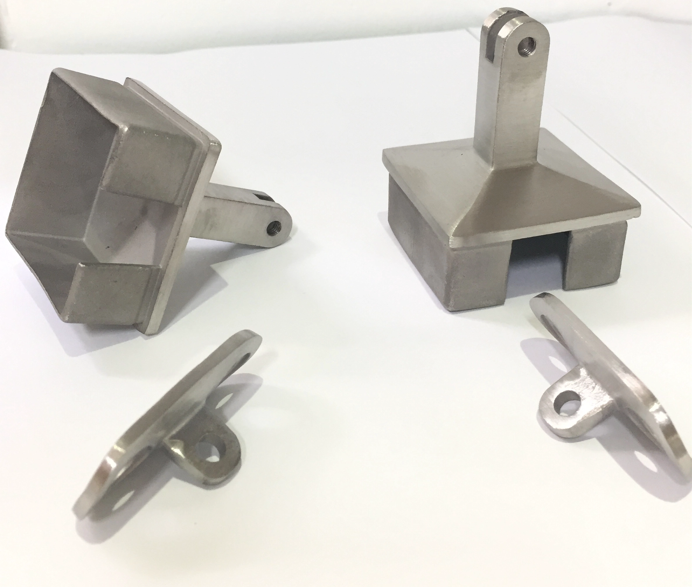 Neuer Entwurf 40x40mm justierbarer quadratischer Handlaufhalter (Modell NCF-40X)