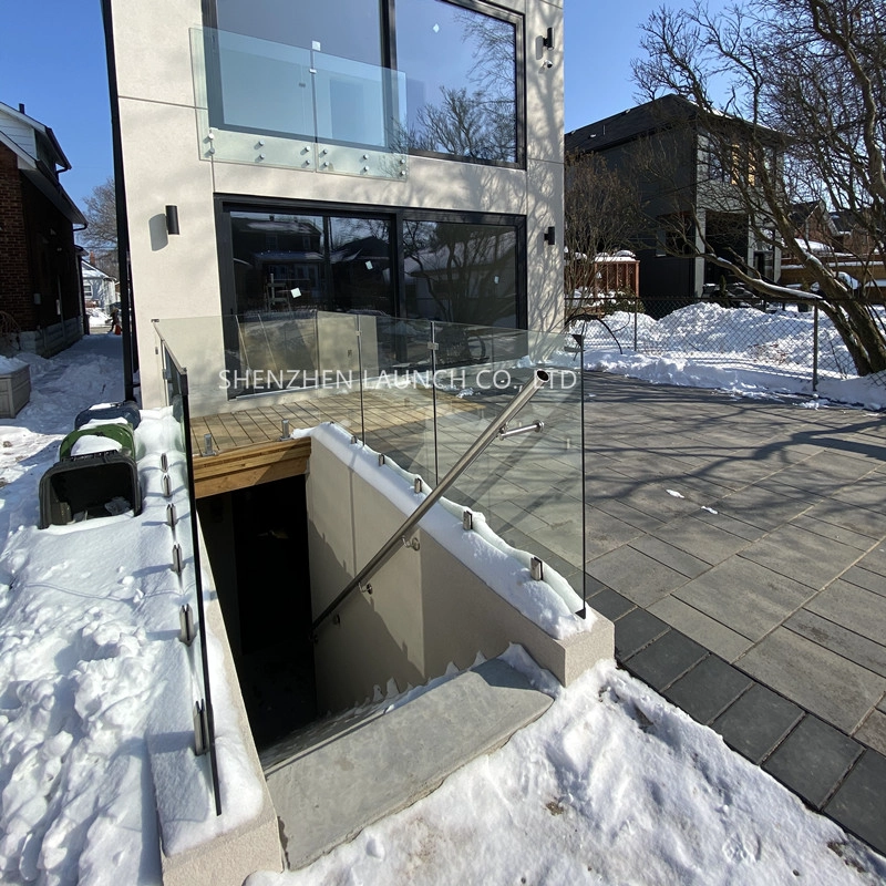 Outdoor Frameless Spigot Glass Railing system