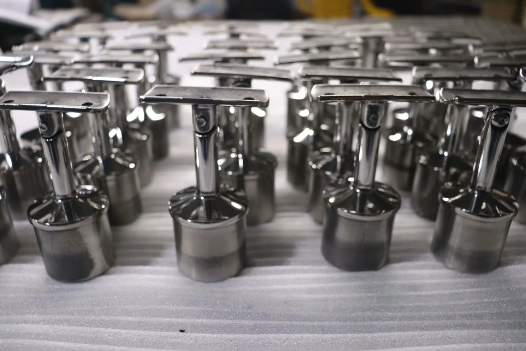 Round Profile Baluster Bracket for Round Handrail Tubing with 2'' Adjustable Saddle Angle
