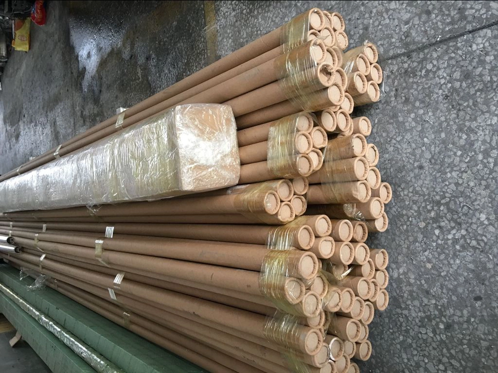 Ruostumaton teräs Split Tube Kaiteet Square Mini Top Rail 5.8m pitkä