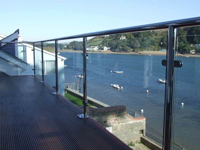 Stainless steel 316 balustrade post for crystal clear glass railing and cable railing system