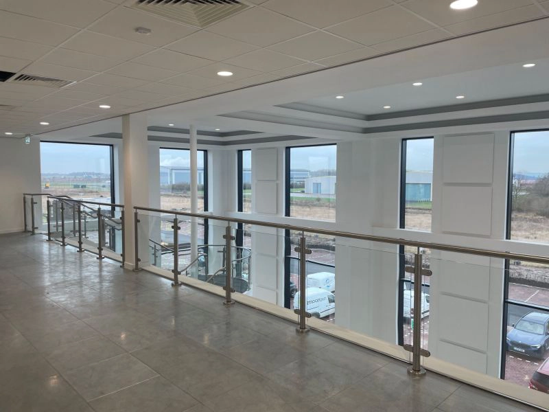 Posto ringhiera in vetro rotondo in acciaio inox per scale e balcone ringhiera in vetro