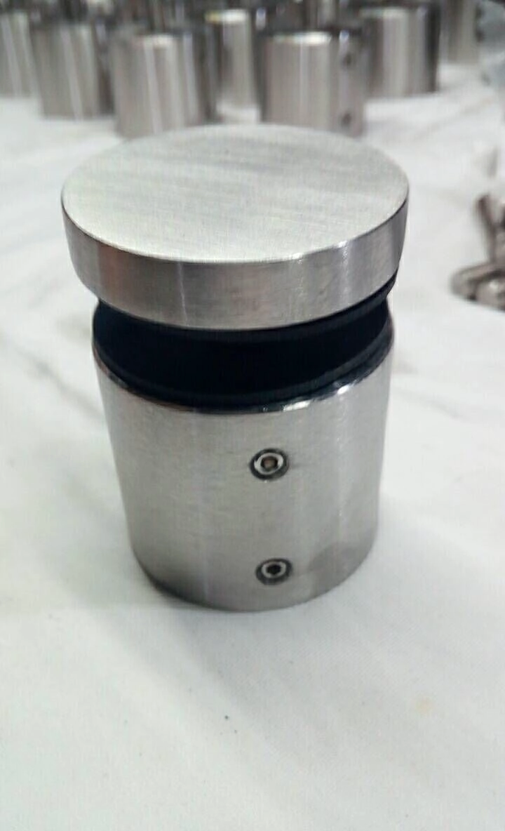 Distúrbio personalizado de design de laurence para varanda de escada de vidro sem moldura