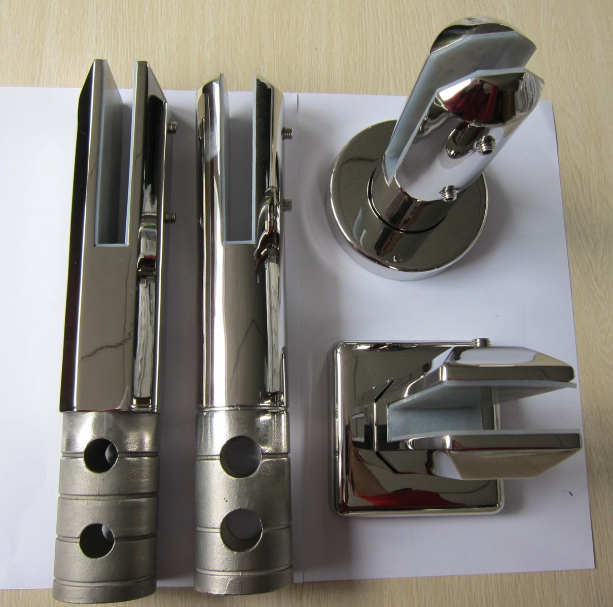 framless Glas Pool Fechten Edelstahl quadratische Grundplatte Glaszapfen