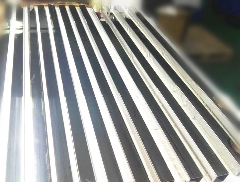square 80x80mm stainless steel post with sealed end cap