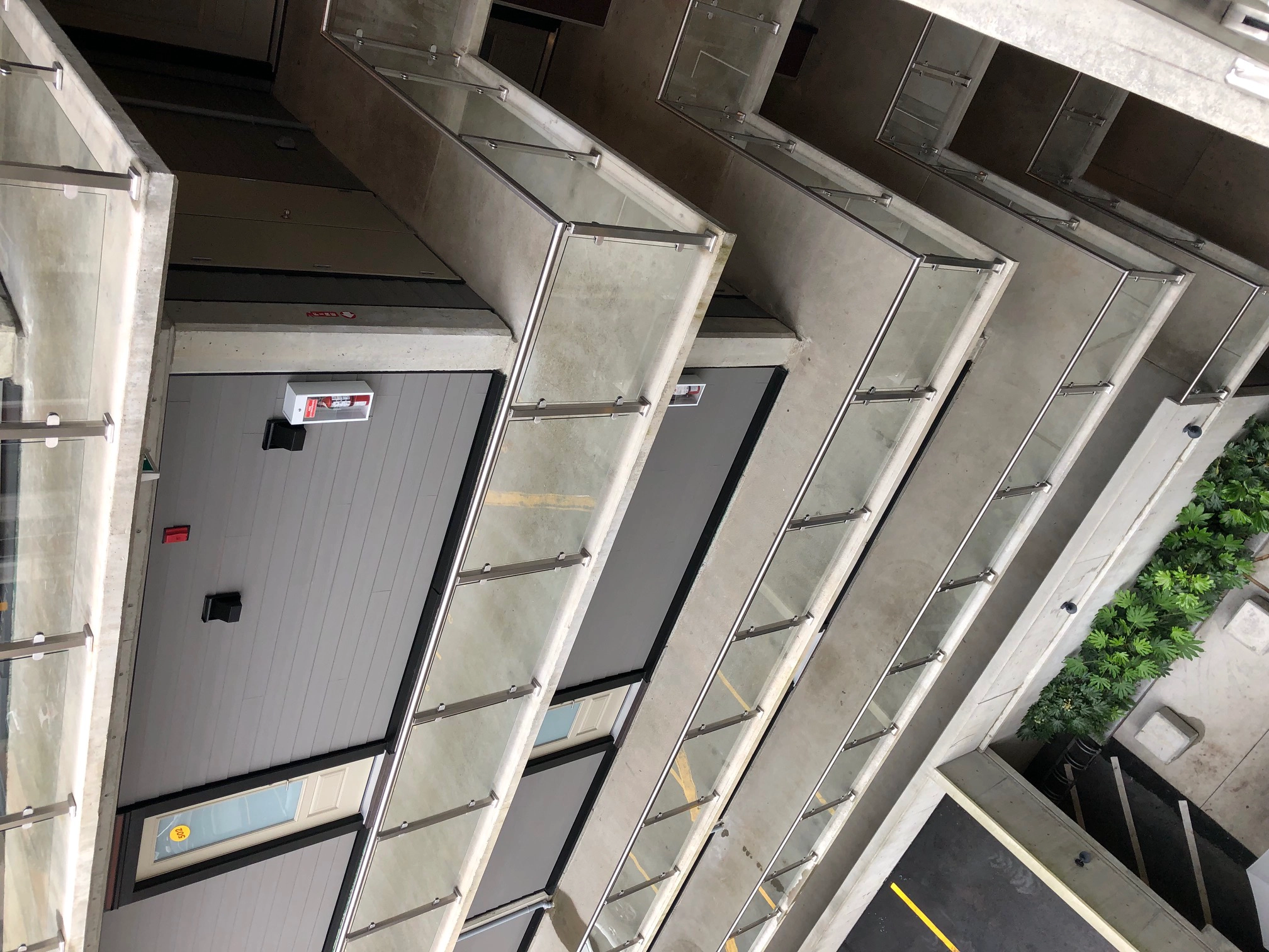 Balustradenhandläufe aus Edelstahlglas