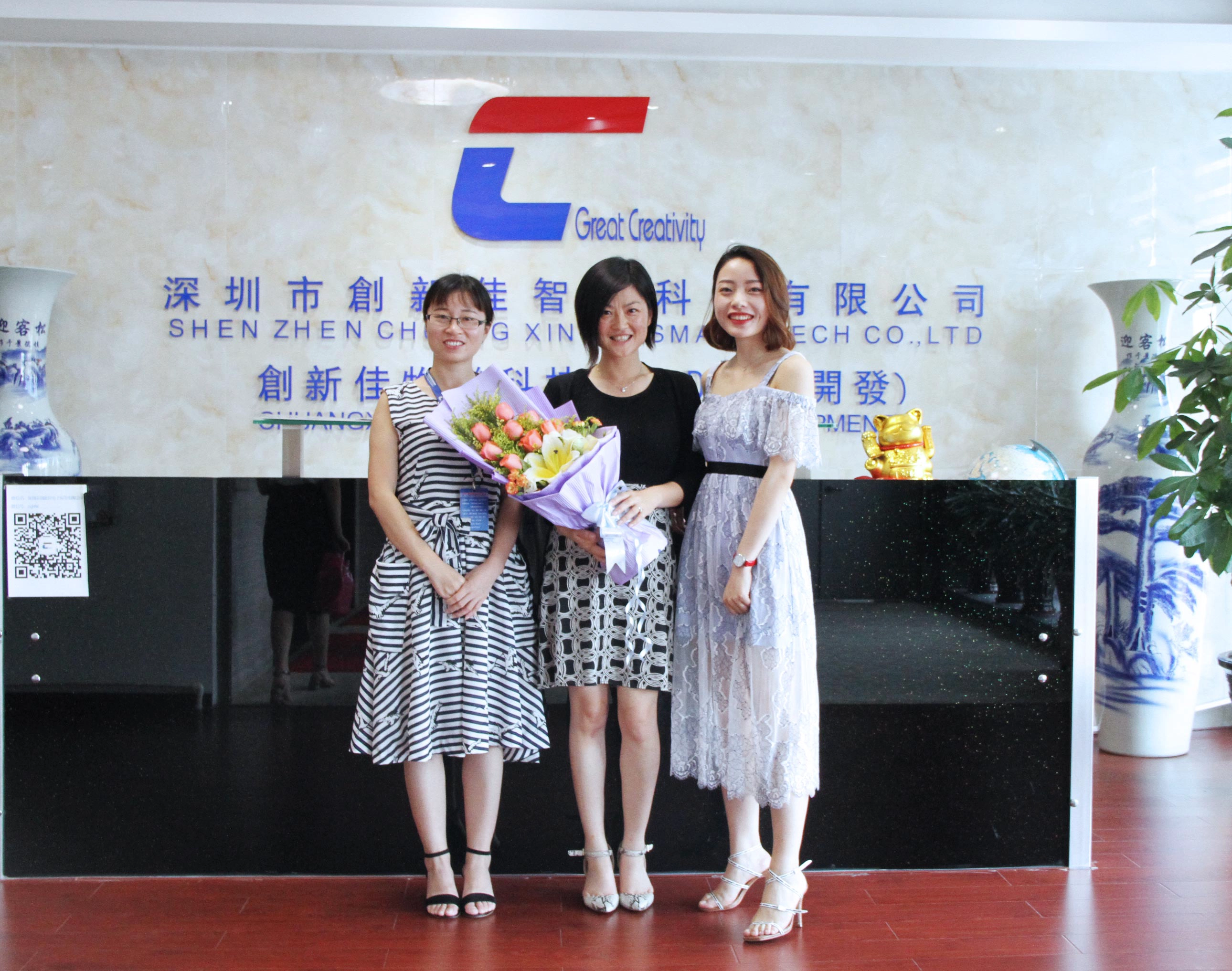 Photo with customer