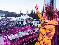 RFID-polsbandjes op Snowbombing Festival in Oostenrijk