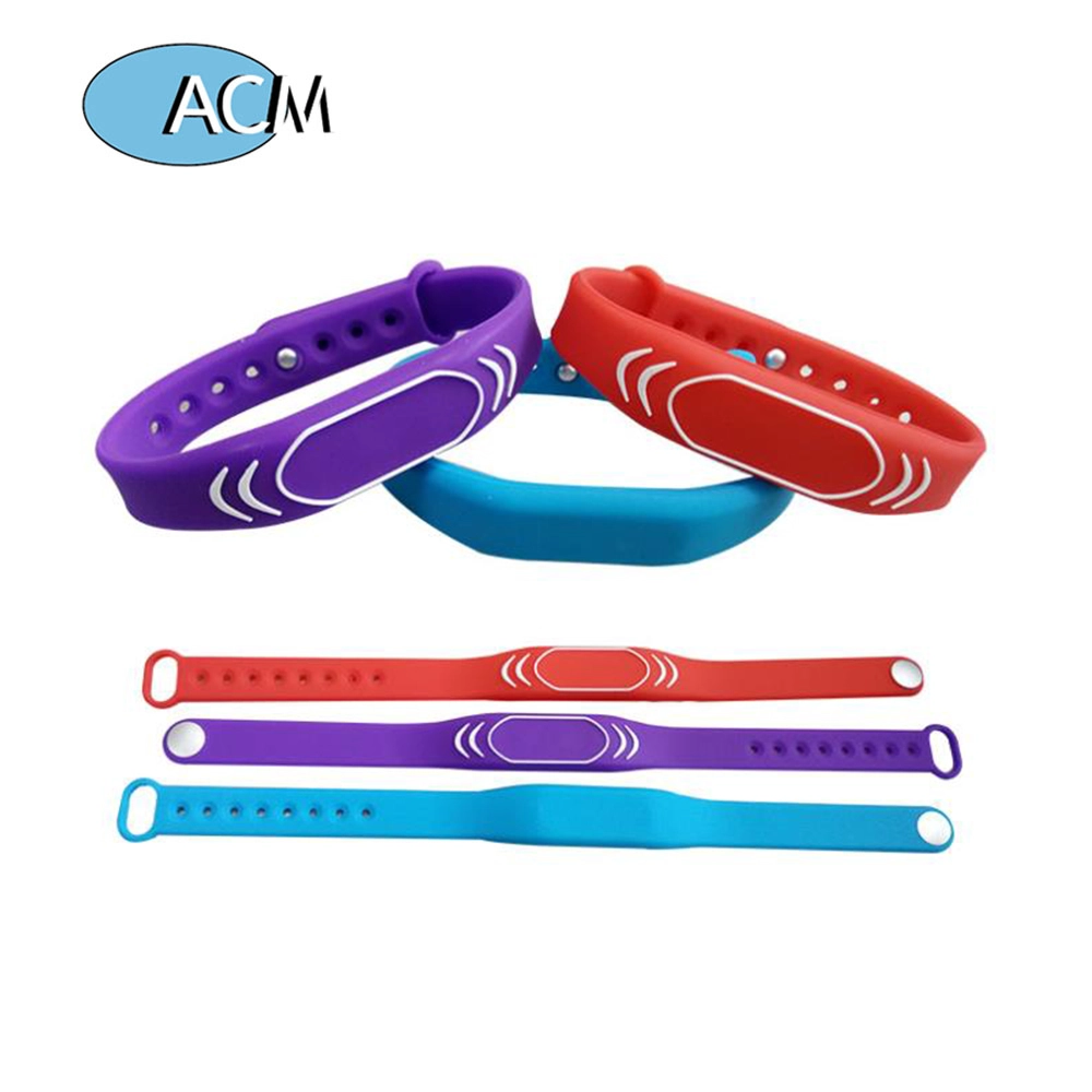 Custom Adjustable Waterproof Band Smart Bracelet RFID Silicone Token Tag 13.56Mhz IC Wristband