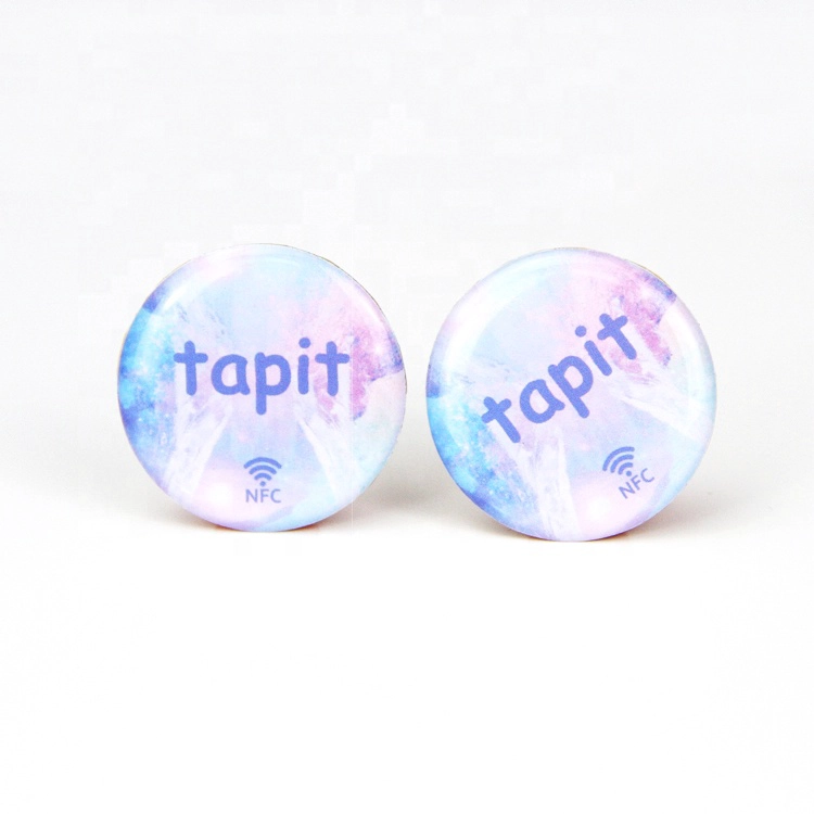 Logo tùy chỉnh được in nhãn dán NFC thẻ mini nfc PVC để chia sẻ trên mạng xã hội