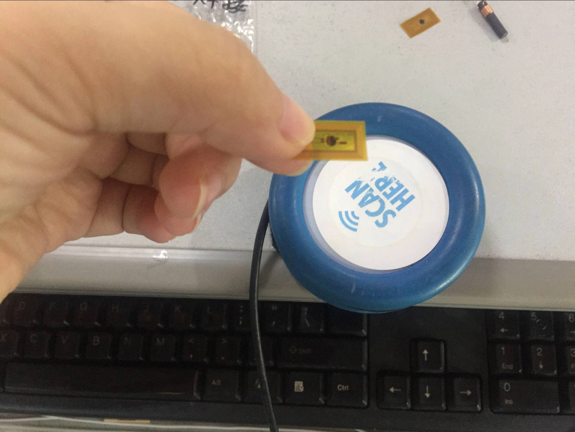 Customized F08 Mini RFID Tag Small RFID FPC Tags